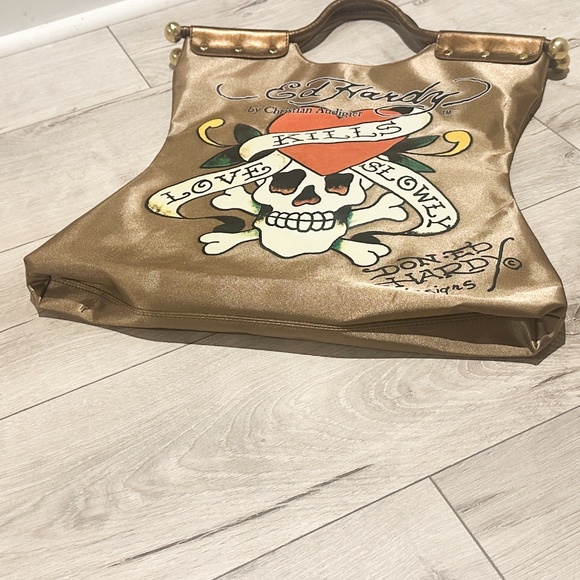 MINT Ed Hardy by Christian Audigier Gold Tote Bag – Love Kills Slowly HeartPrint - Picture 9 of 9